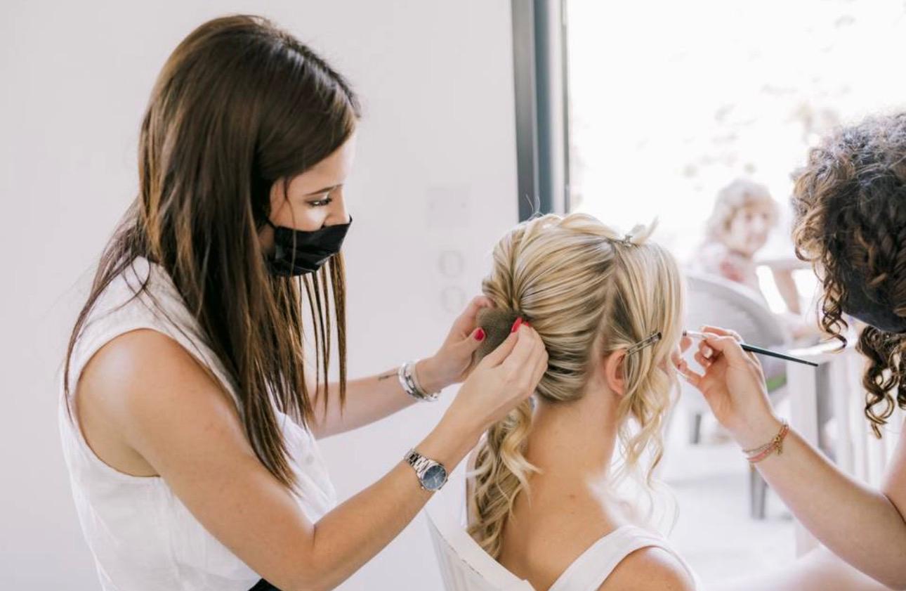 Coiffure half-up tressée