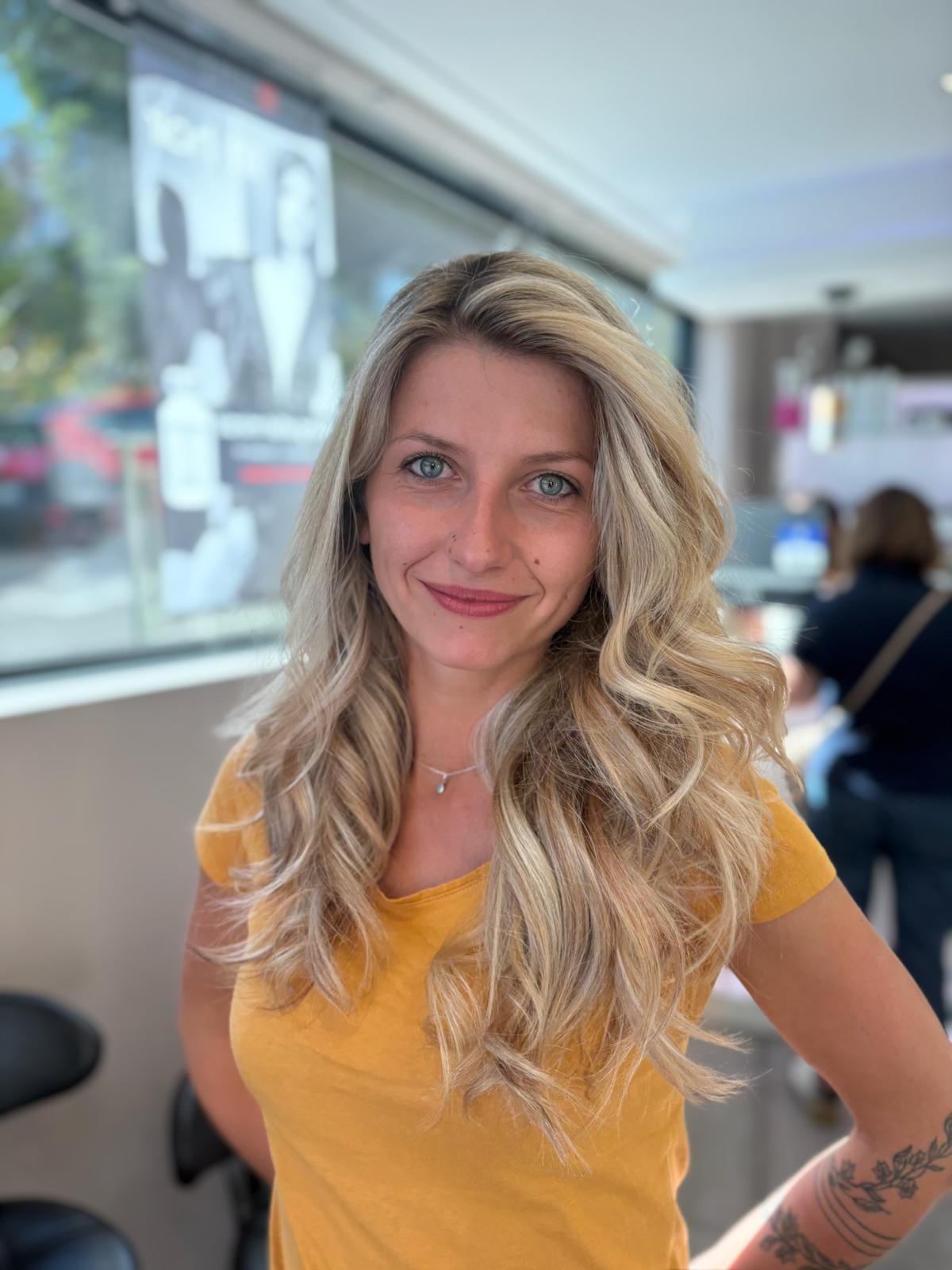 Résultat blond sur mesure - Essentiel Coiffure Hyères
